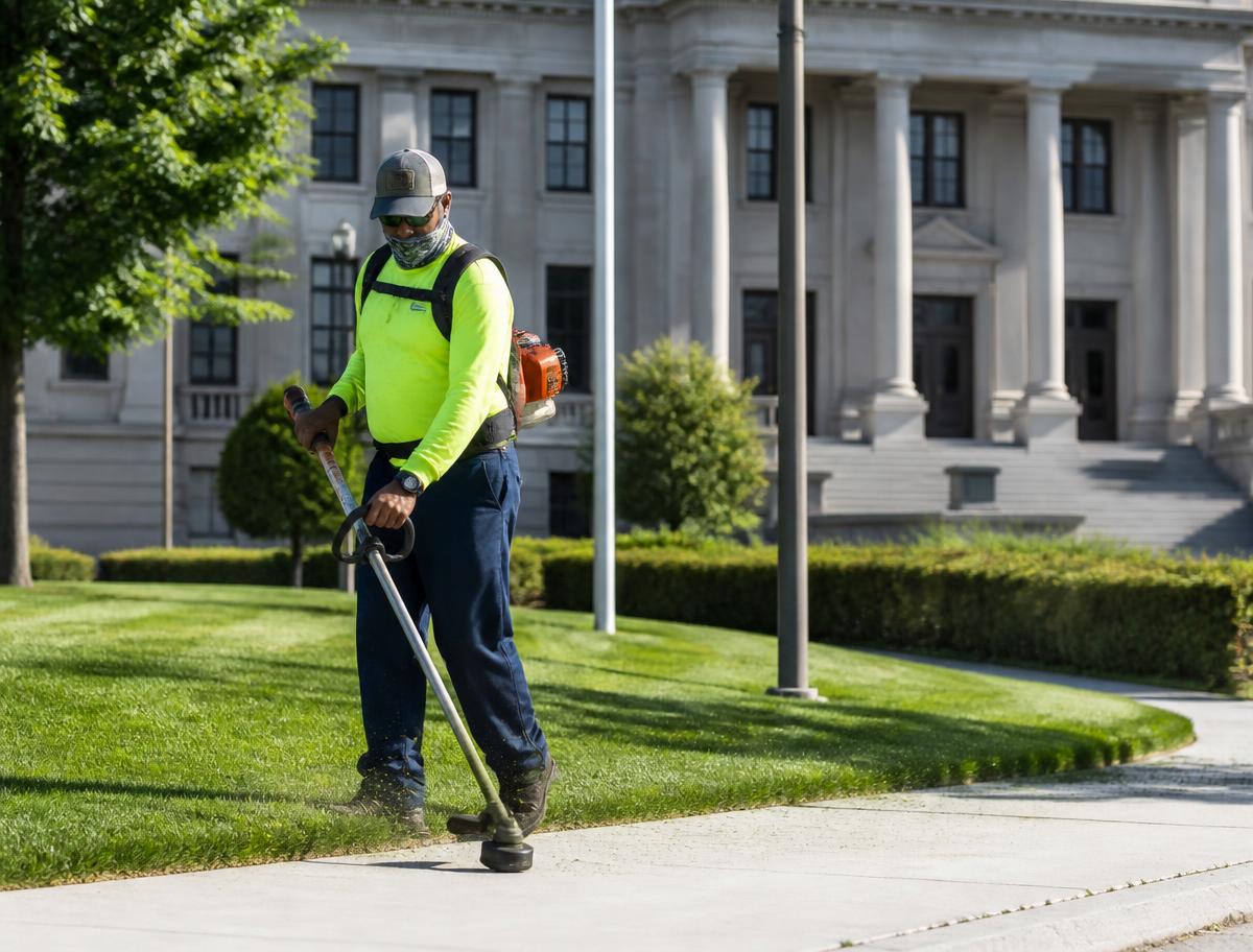 Grounds & Landscaping
